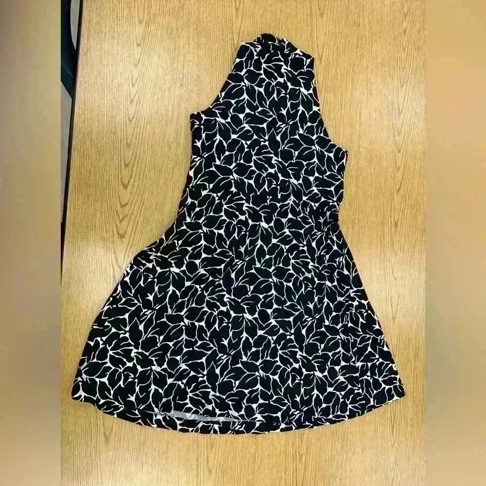 Loft Sleeveless Dress Black and White Knit Size Medium Petite - Picture 3 of 5